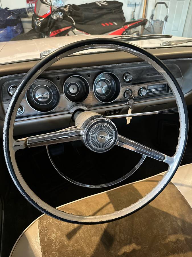 Chevrolet-chevelle-1965-white-22