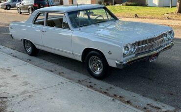 Chevrolet-chevelle-1965-white-3