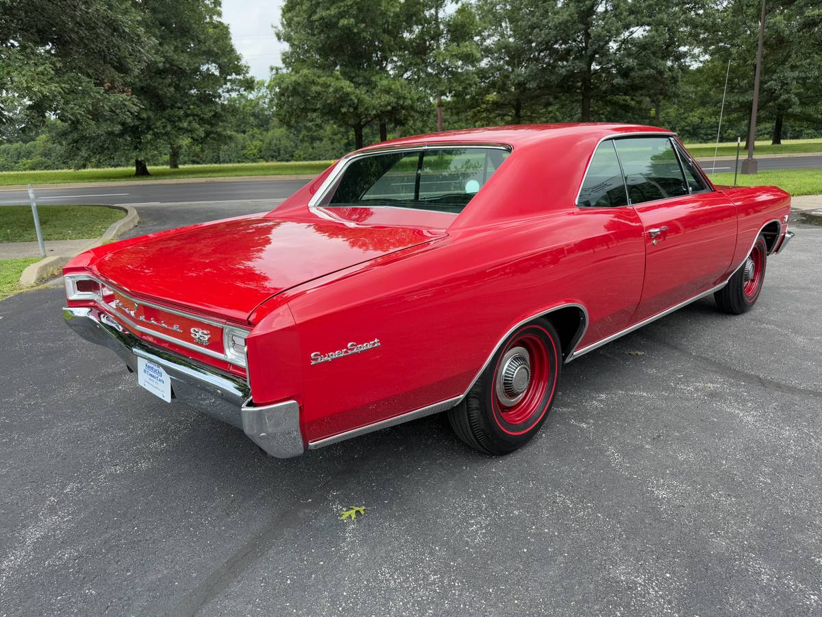 Chevrolet-chevelle-1966-red-176