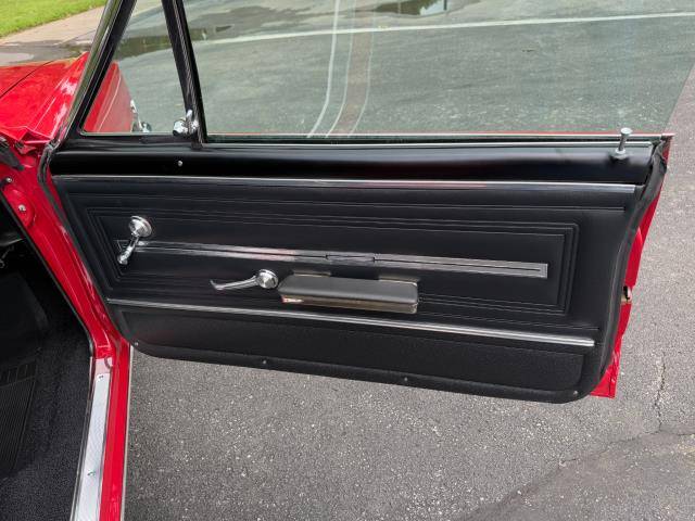 Chevrolet-chevelle-1966-red-46