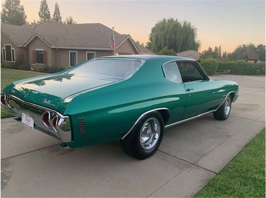 Chevrolet-chevelle-1972-4