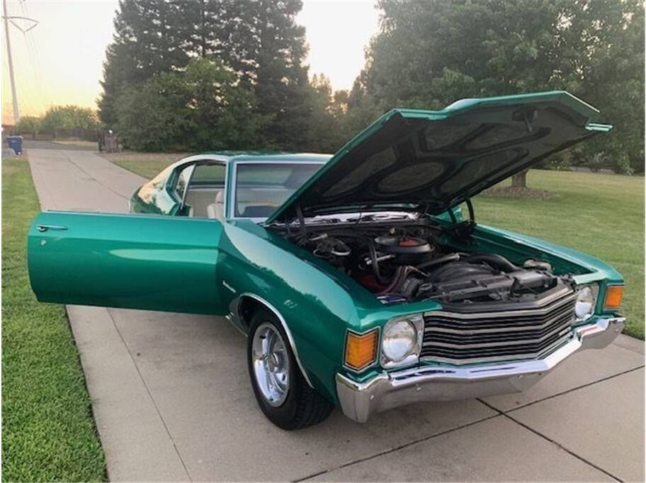 Chevrolet-chevelle-1972-45
