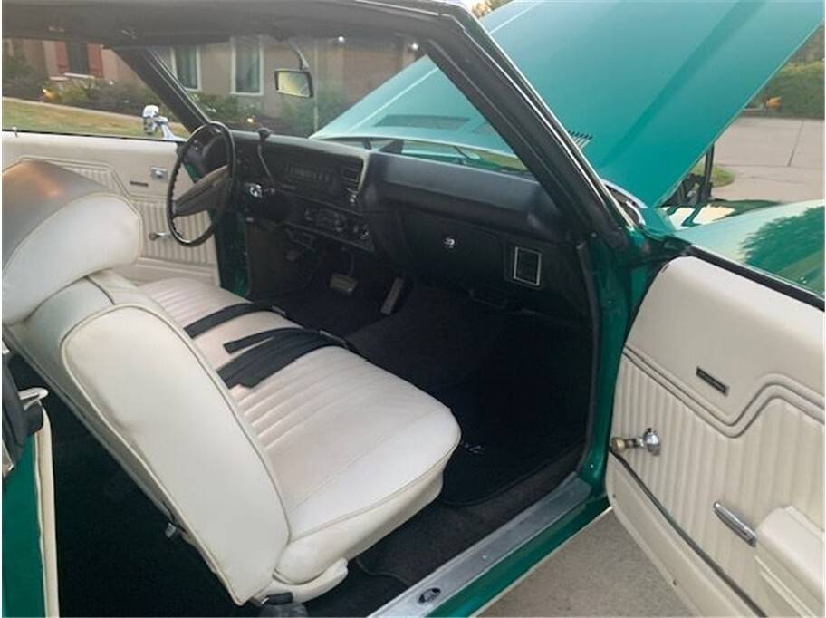 Chevrolet-chevelle-1972-5
