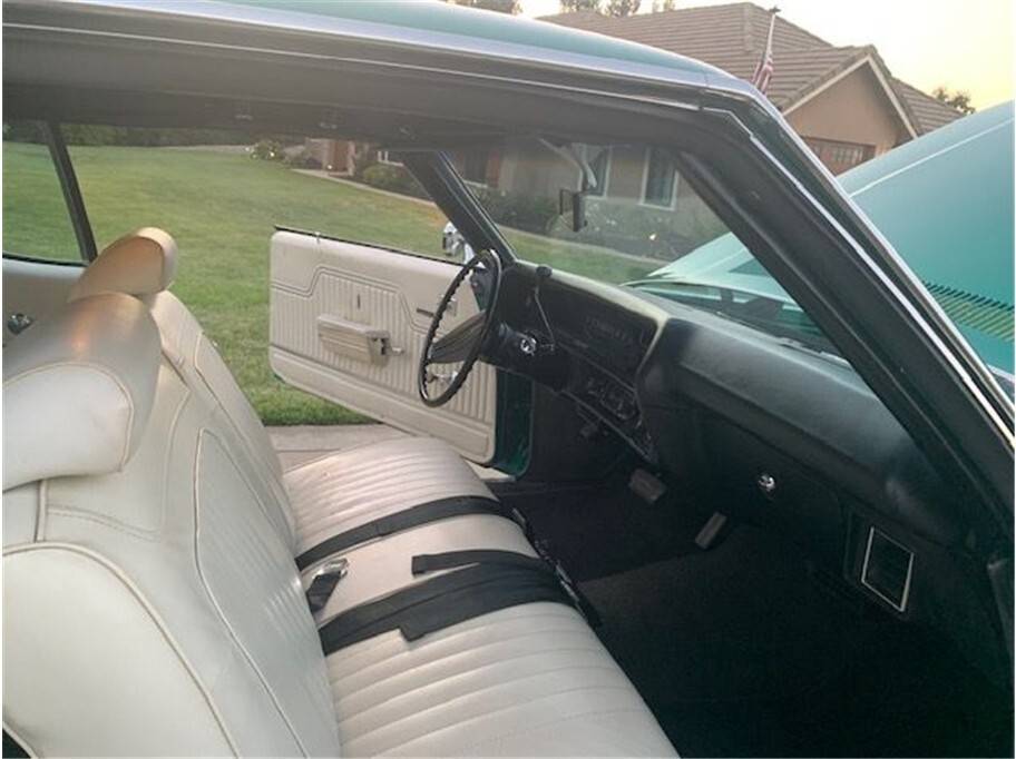 Chevrolet-chevelle-1972-52