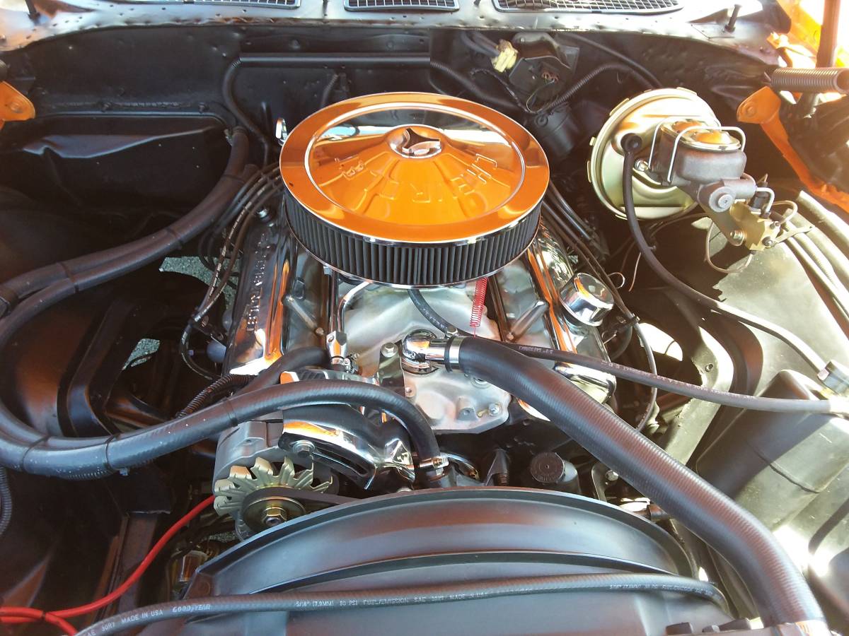 Chevrolet-chevelle-malibu-1971-orange-5