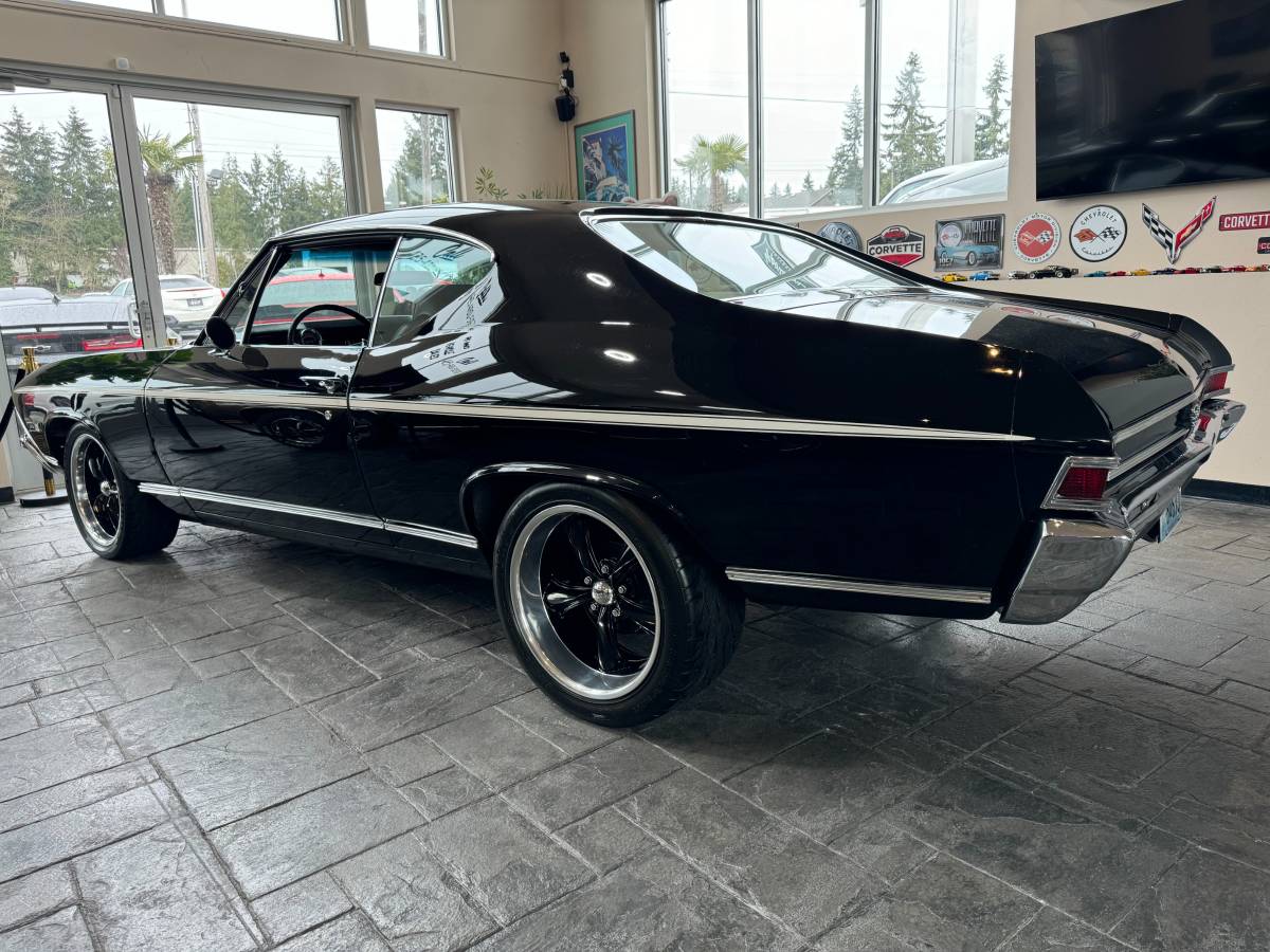Chevrolet-chevelle-tribute-ss-1968-black-5