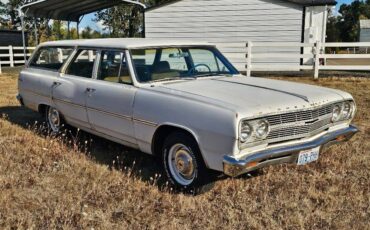 Chevrolet-chevelle-wagon-1965-white-8
