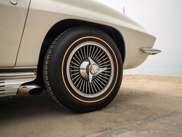 Chevrolet-chevy-corevette-stingray-1965-custom-14