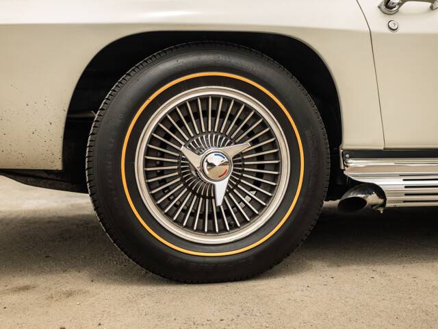Chevrolet-chevy-corevette-stingray-1965-custom-16