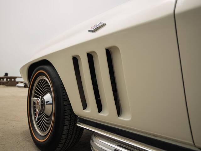 Chevrolet-chevy-corevette-stingray-1965-custom-22