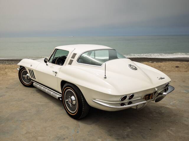 Chevrolet-chevy-corevette-stingray-1965-custom-29