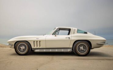 Chevrolet-chevy-corevette-stingray-1965-custom-30