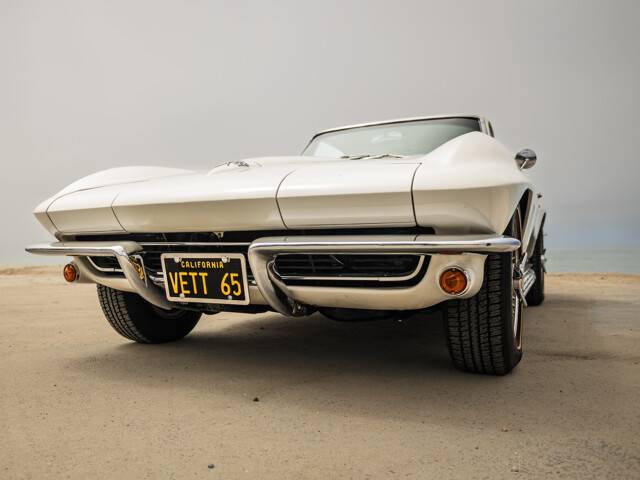 Chevrolet-chevy-corevette-stingray-1965-custom-35