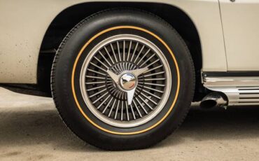 Chevrolet-chevy-corevette-stingray-1965-custom-40