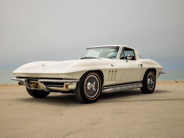 Chevrolet-chevy-corevette-stingray-1965-custom-8