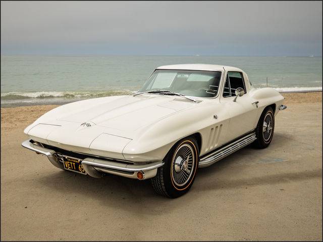 Chevrolet-chevy-corevette-stingray-1965-custom
