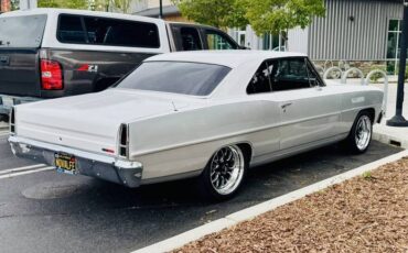 Chevrolet-chevy-ii-nova-1966-custom-15