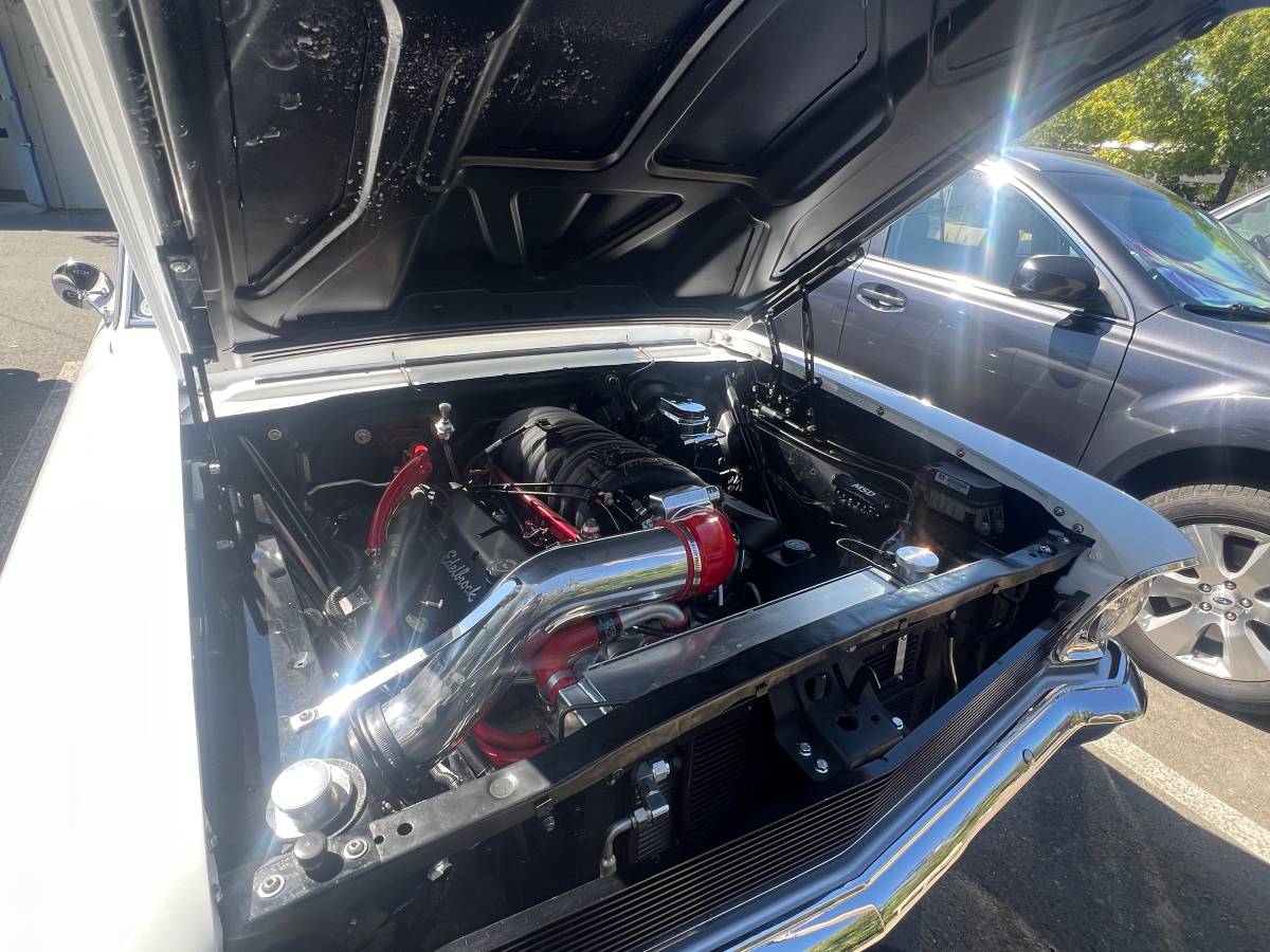 Chevrolet-chevy-ii-nova-1966-custom-28