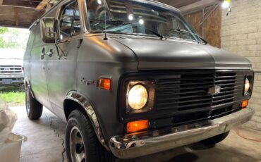 Chevrolet-chevyvan10-g10-1975-silver-22