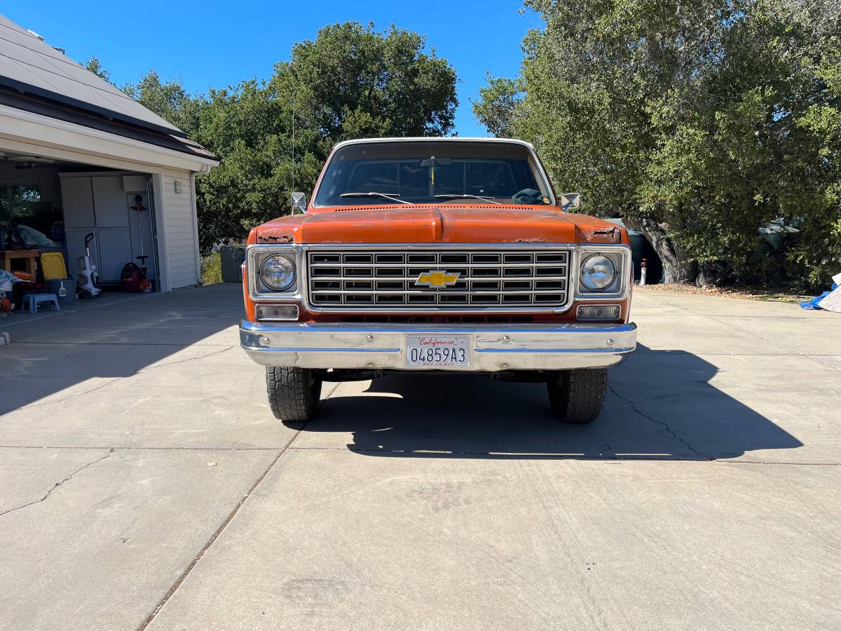Chevrolet-cheyenne-1975-6