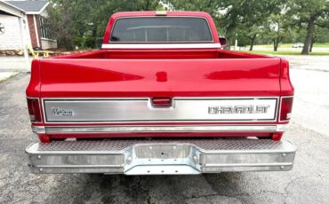 Chevrolet-ck-10-1986-red-8