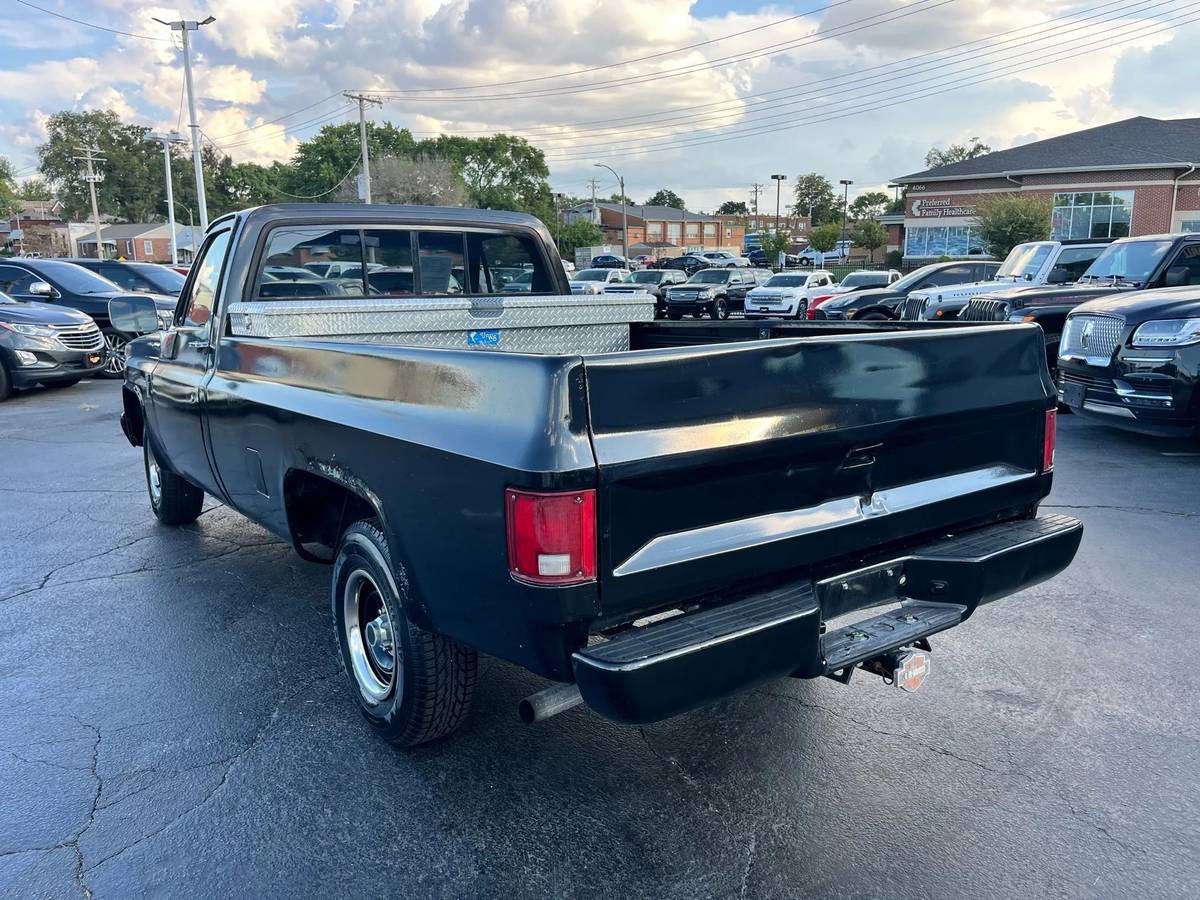 Chevrolet-ck-pickup-12-ton-nominal-1986-black-11