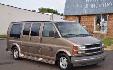 Chevrolet-conversion-van-1996-white-1