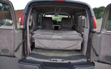 Chevrolet-conversion-van-1996-white-11
