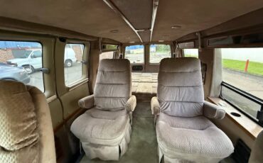 Chevrolet-conversion-van-1996-white-16