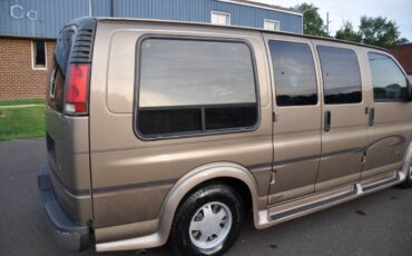 Chevrolet-conversion-van-1996-white-6