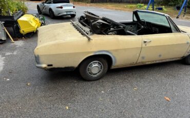 Chevrolet-corvair-convertible-1968-yellow-2