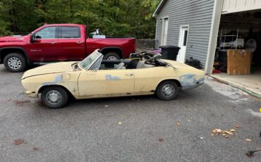 Chevrolet-corvair-convertible-1968-yellow-5