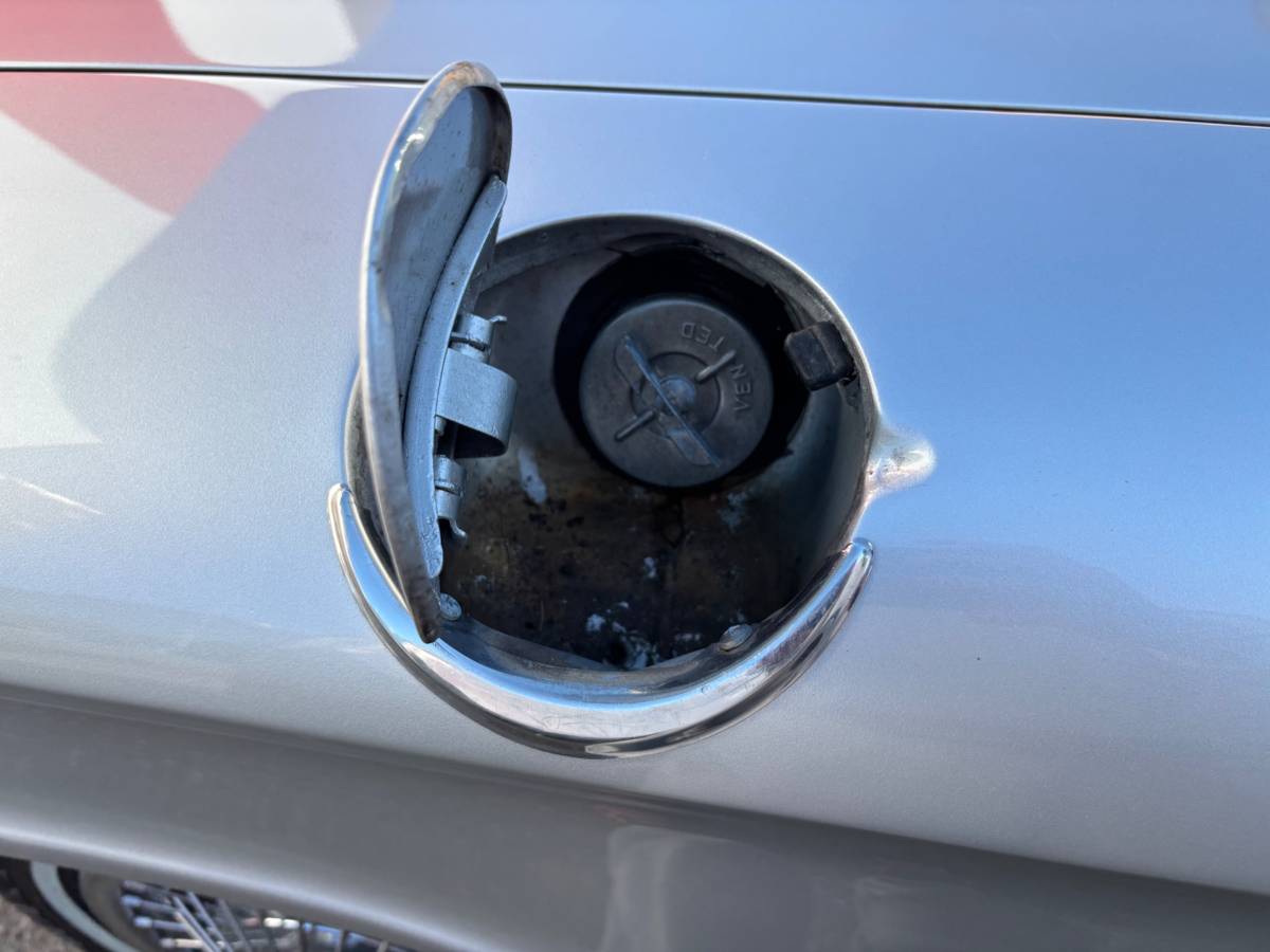 Chevrolet-corvair-monza-1963-silver-23