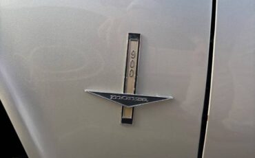 Chevrolet-corvair-monza-1963-silver