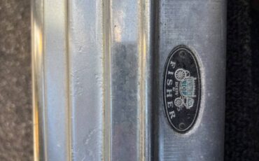 Chevrolet-corvair-monza-1963-silver-8
