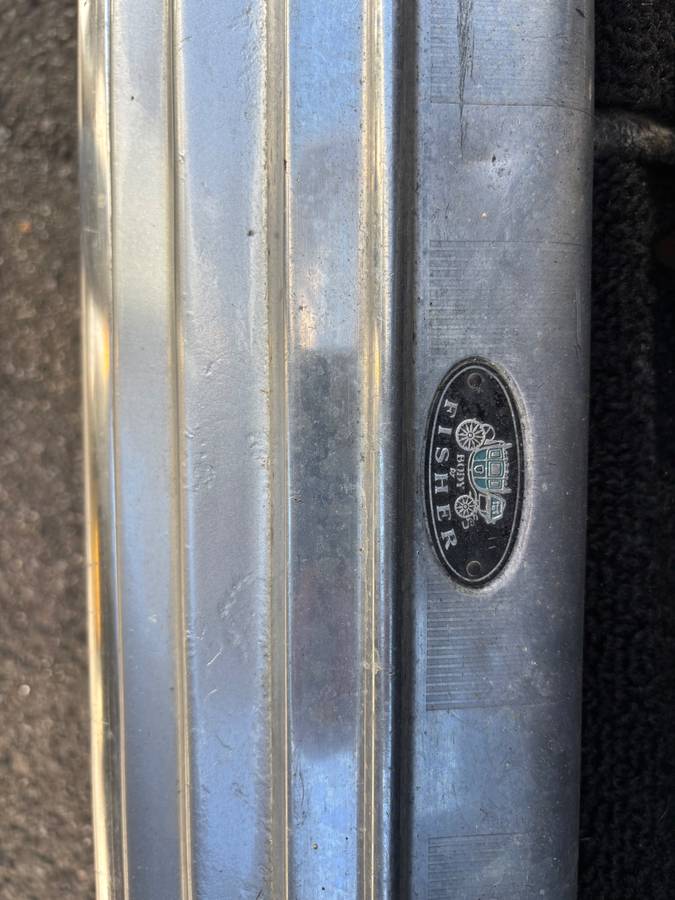 Chevrolet-corvair-monza-1963-silver-8