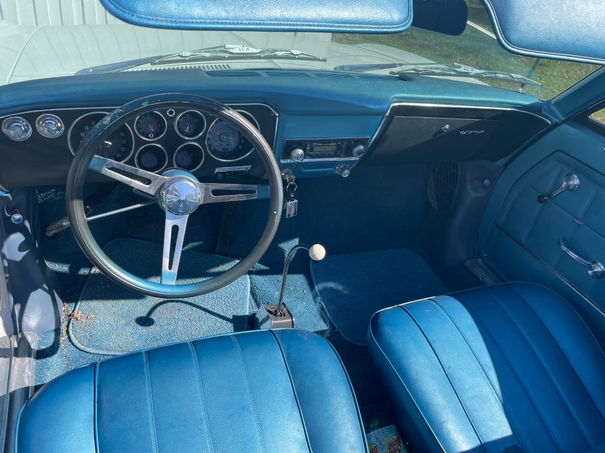 Chevrolet-corvair-monza-1966-white-5