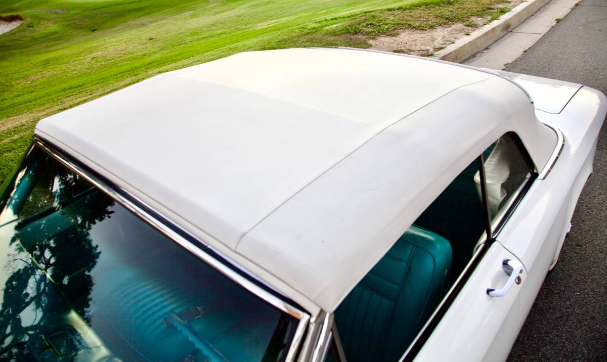 Chevrolet-corvair-monza-spyder-1963-white-1