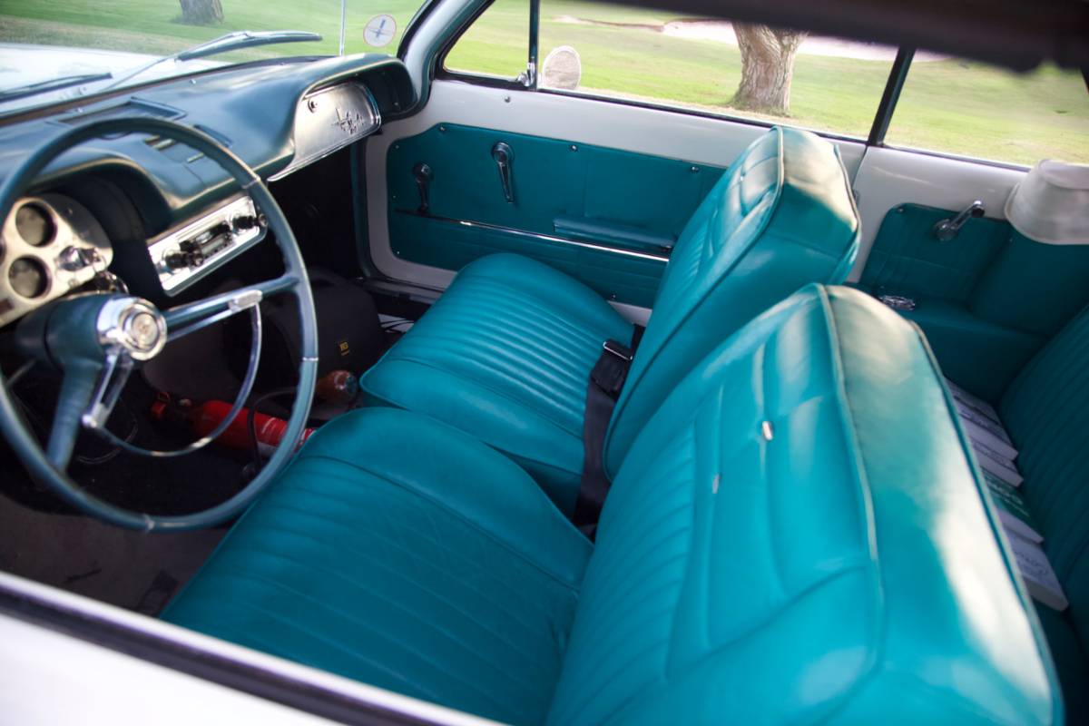 Chevrolet-corvair-monza-spyder-1963-white-13