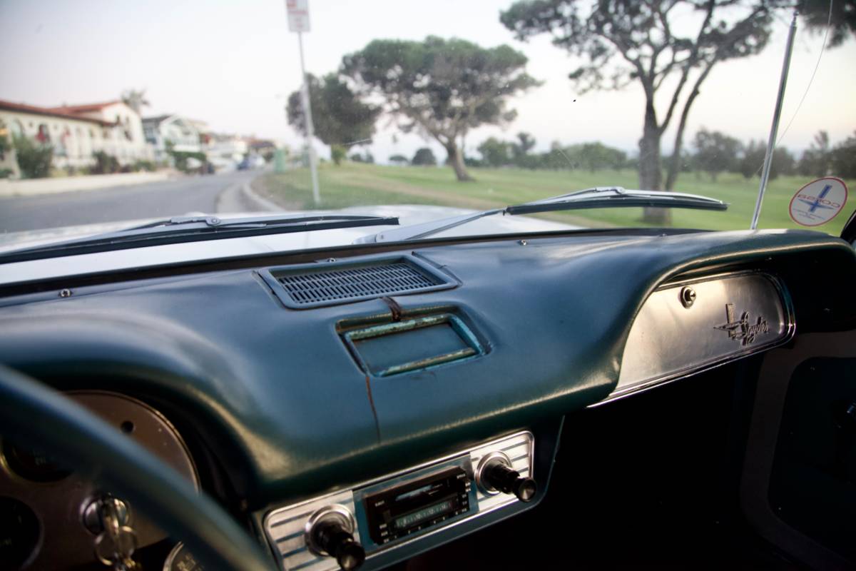 Chevrolet-corvair-monza-spyder-1963-white-15