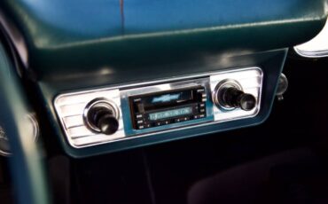 Chevrolet-corvair-monza-spyder-1963-white-3