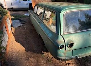 Chevrolet-corvair60624-1961-green-3
