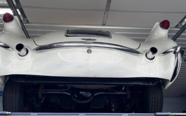 Chevrolet-corvette-1954-white-18