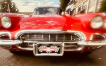 Chevrolet-corvette-1961-111