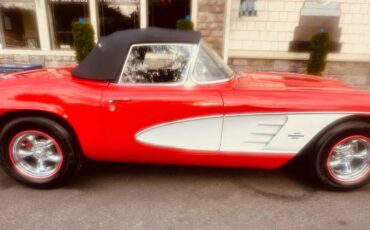 Chevrolet-corvette-1961-128