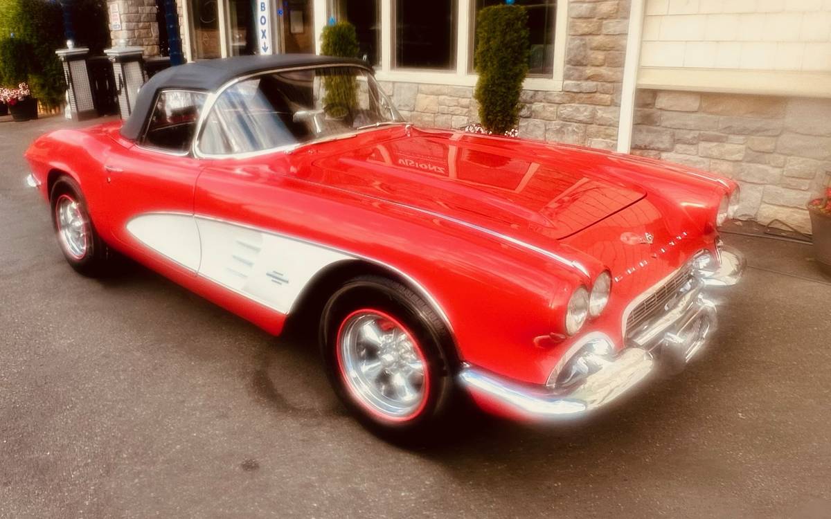 Chevrolet-corvette-1961-35