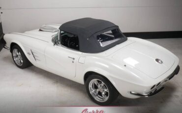 Chevrolet-corvette-1961