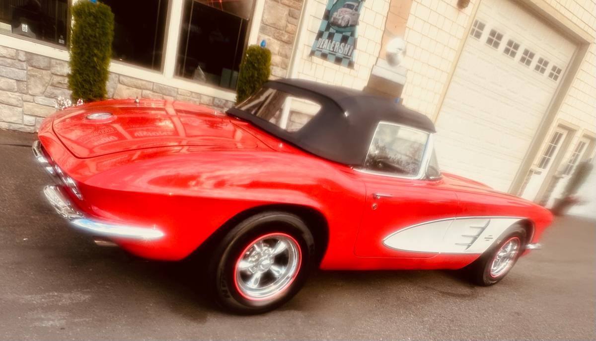 Chevrolet-corvette-1961-54