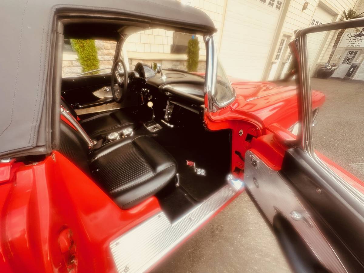 Chevrolet-corvette-1961-63