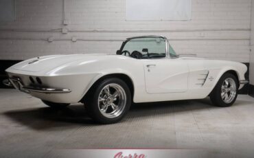 Chevrolet-corvette-1961-7